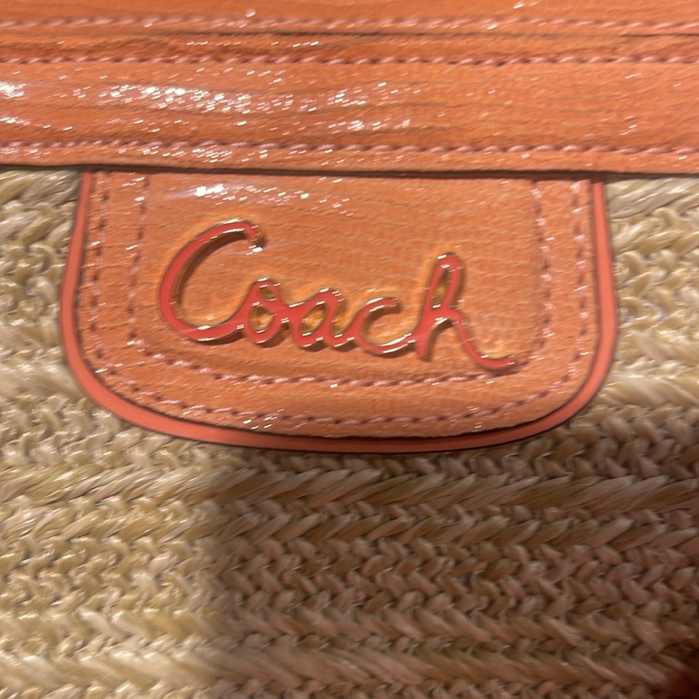 Coach purses clearing out my closet all priced to sell. - Picture 4 of 7